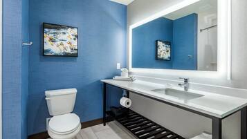 Standard Room, 2 Queen Beds, Bathtub | Premium bedding, down duvets, pillow-top beds, desk
