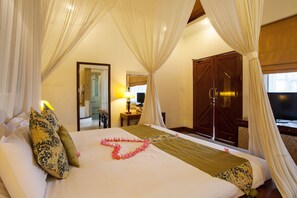 2 habitaciones, escritorio, tabla de planchar con plancha y wifi gratis