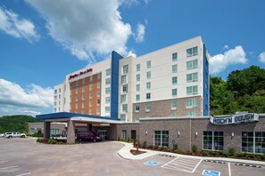 Exterior - Hampton Inn & Suites Nashville North Skyline (Madison)