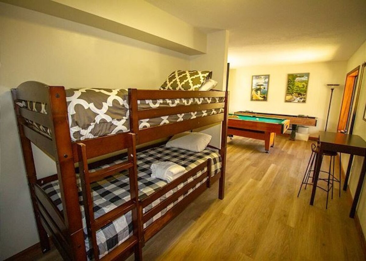 Photo 39 of Amazing view! Pickleball, golf course, 3 pools, tennis. Minutes to town.