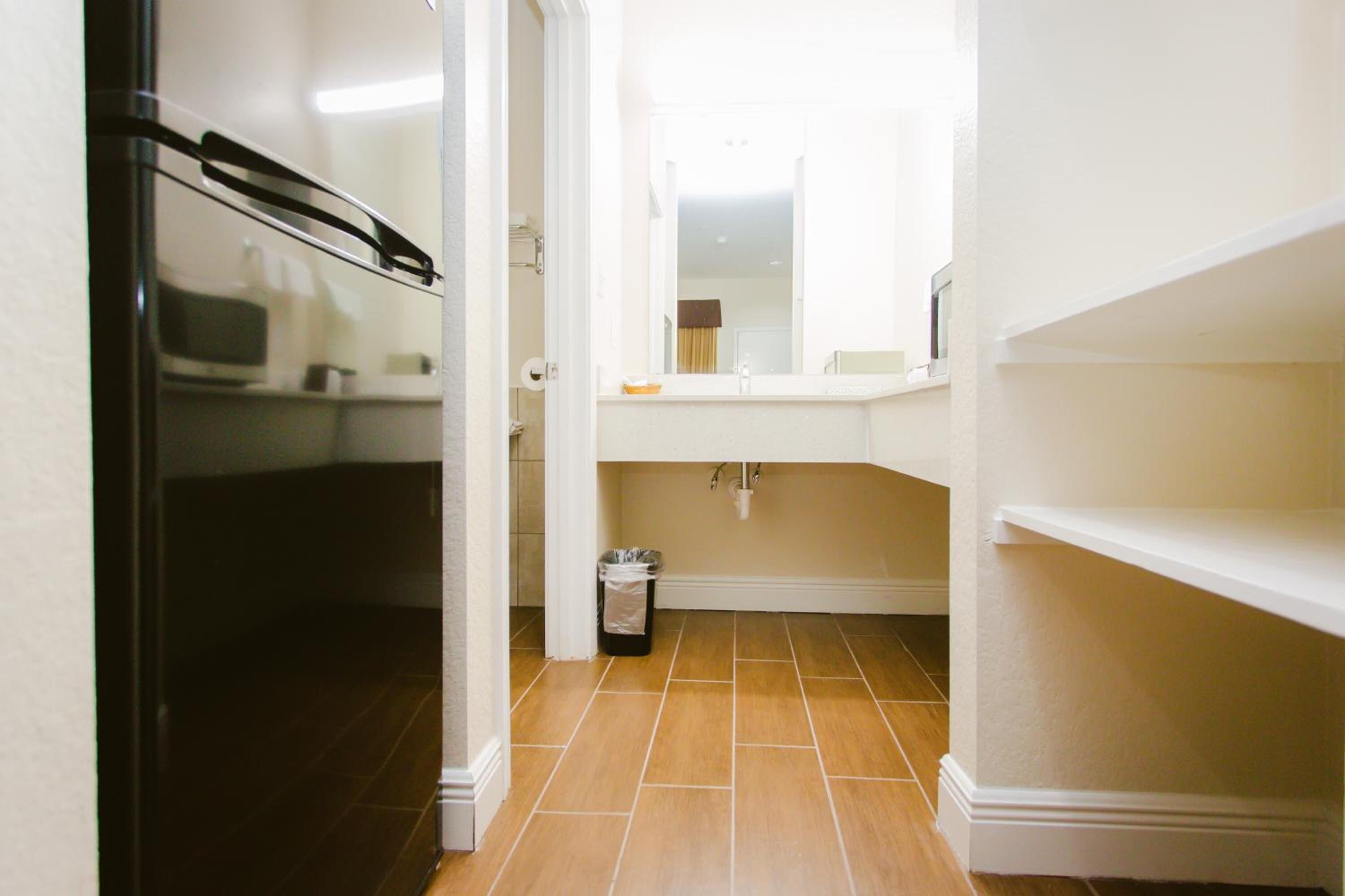 1 多间卧室、办公桌、熨斗/熨衣板、免费 WiFi