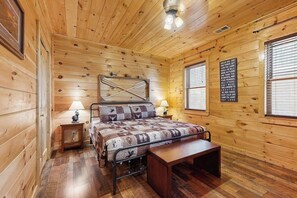 4 bedrooms, Internet, bed sheets