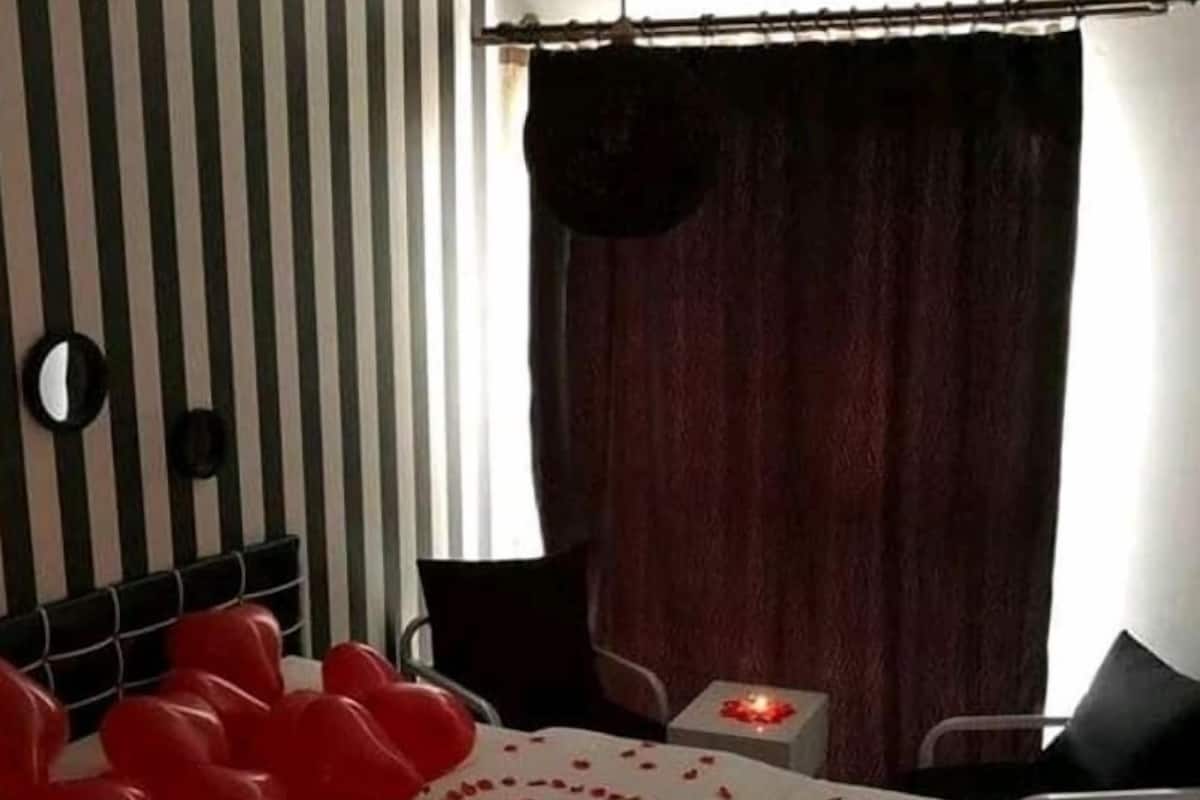 Meja kerja, setrika/meja setrika, Wi-Fi gratis, dan seprai linen