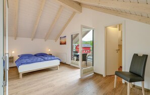 4 bedrooms, free WiFi
