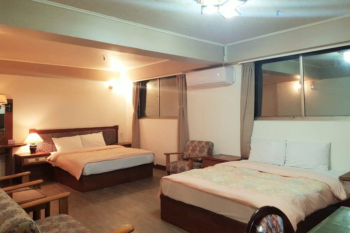 Family Quadruple Room, 2 Double Beds, City View