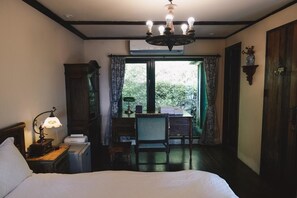 Individually decorated, individually furnished - Deep Breath B&B (Shoufeng)