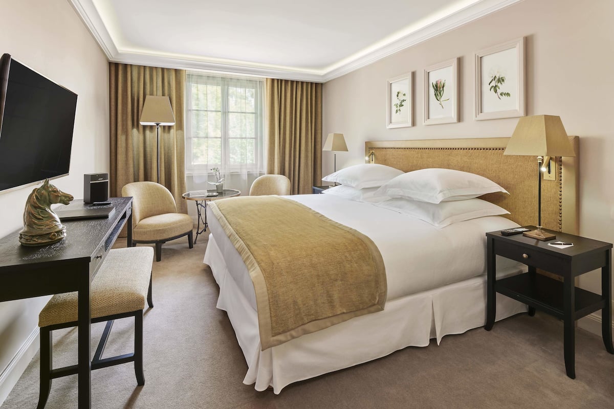 1 slaapkamer, luxe beddengoed, een minibar, een kluis op de kamer