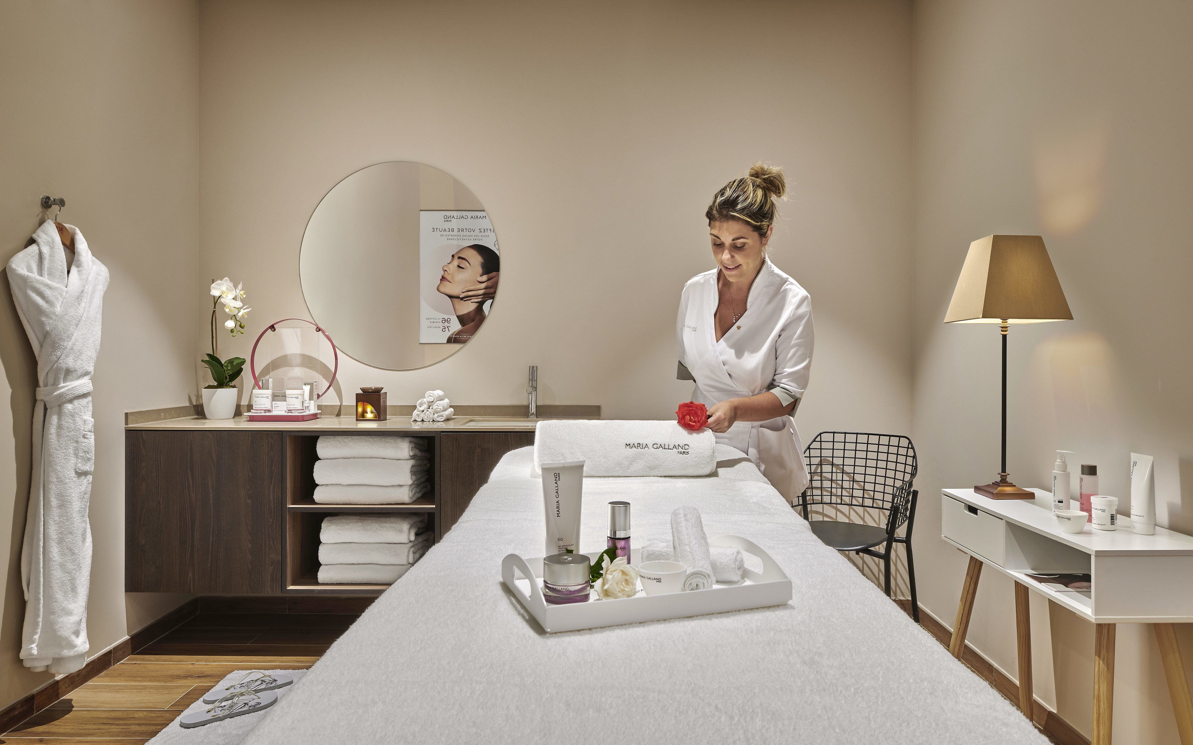 hot tub, steam room, swedish massages, sports massages, massages