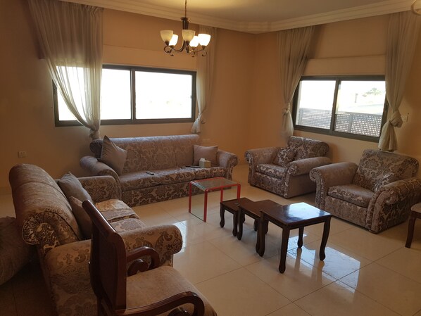 公寓, 2 间卧室 | 熨斗/熨衣板、免费 WiFi、床单