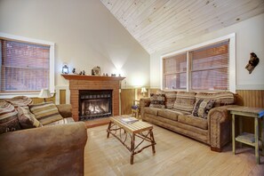 Televisio, takka, DVD-soitin