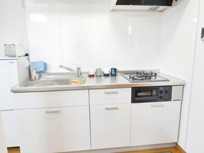 Fridge, microwave, oven, stovetop - Triphome/Quiet House/Near Ikebukuro/Max 7ppls/FREE WIFI (Toshima City)
