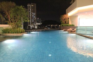 Outdoor pool - J. Dupion By Kyuka (Kuala Lumpur)