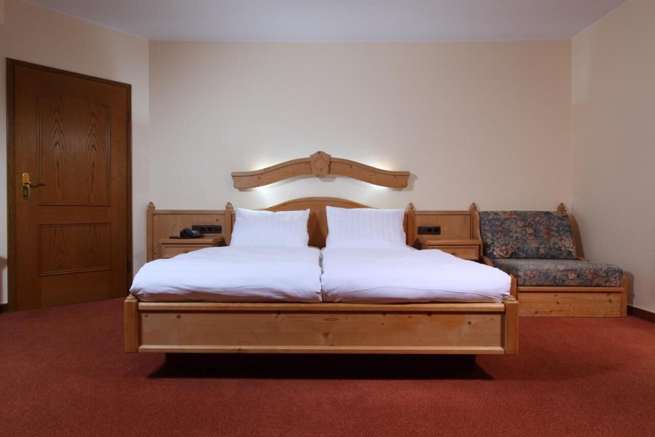 in-room safe, blackout curtains, rollaway beds, free wifi