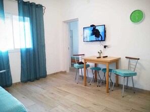 Apartment, 1 Bedroom | Laptop workspace, soundproofing, iron/ironing board, free WiFi - Bright Apartments (Haifa)