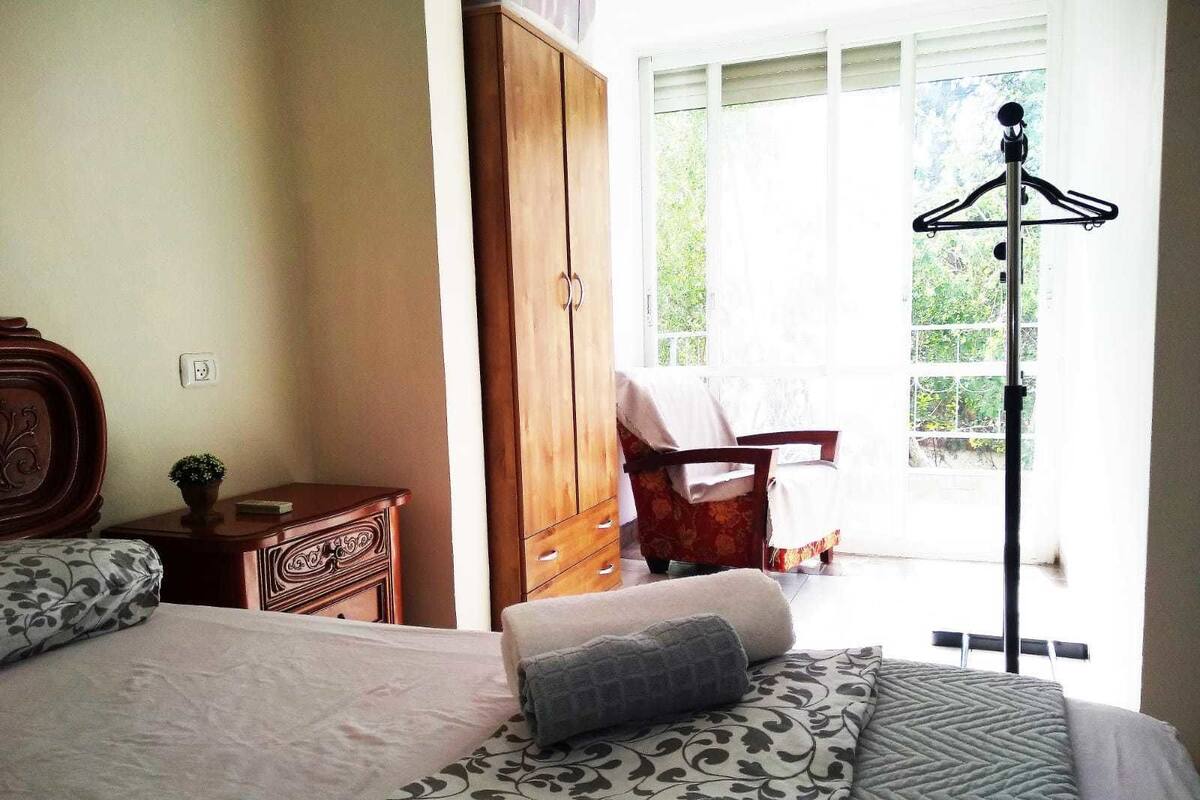 Apartment, Balcony | Soundproofing, iron/ironing board, free cribs/infant beds