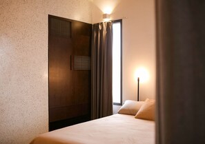 Standard Studio, 1 Bedroom | 2 bedrooms, premium bedding, pillowtop beds, individually decorated