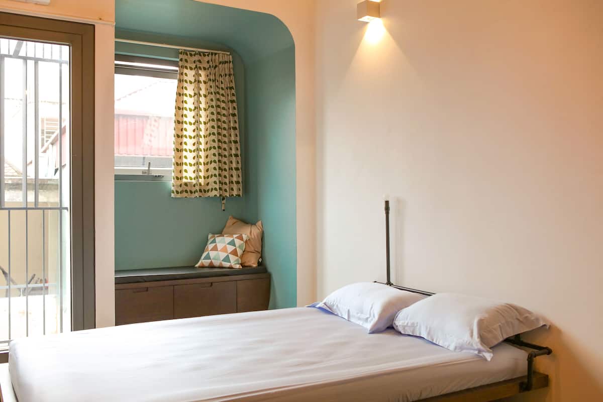 2 bedrooms, premium bedding, pillow-top beds, individually decorated