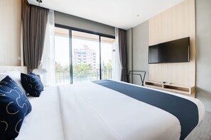 Habitación Deluxe doble, acceso a la piscina | Vistas desde la habitación