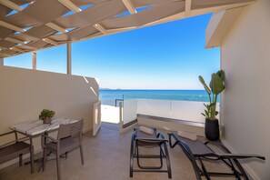 Terrace/patio - Blue Horizon Studios (Zakynthos)
