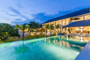 Front of property - evening/night