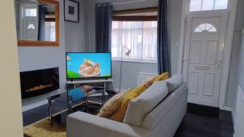 Exclusive House, Private Bathroom (Spacious 3 Bedr) | Living area | Flat-screen TV