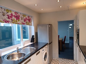 Exclusive House, Private Bathroom (Spacious 3 Bedr) | Private kitchen | Fridge, microwave, oven, stovetop