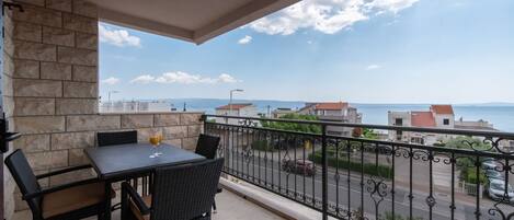 Appartement, 2 chambres, vue mer | Vue depuis le balcon