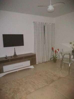 Luokittelematon kuva, 2 kautta 33, painike