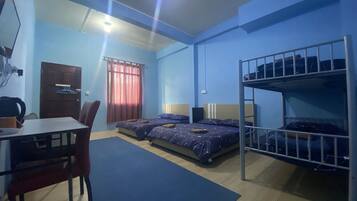 Desk, laptop workspace, iron/ironing board, free WiFi