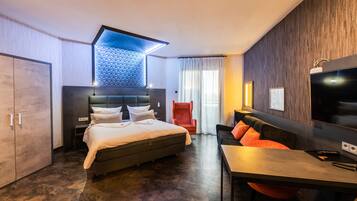 Junior-Studio | 1 Schlafzimmer, hochwertige Bettwaren, Pillowtop-Betten, Schreibtisch