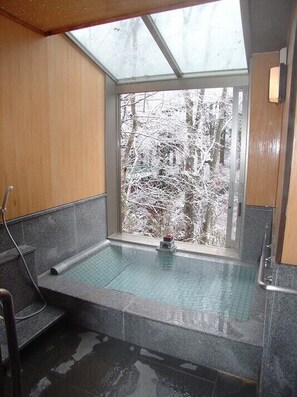 Spa - Kakeyu Onsen Tsuruya Ryokan (Ueda)