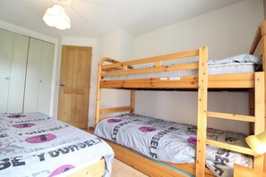 2 chambres, draps fournis
