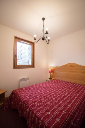 3 chambres, Wi-Fi, literie fournie