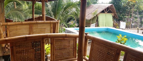 Yhden hengen tavanomainen huone, järvinäköala | Terassi/patio