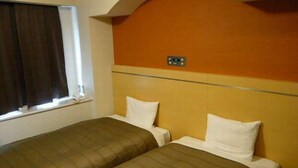 Unclassified image, 5 of 16, button - Central Hotel (Kuwana)