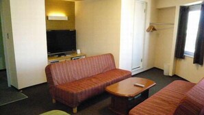Unclassified image, 2 of 16, button - Central Hotel (Kuwana)