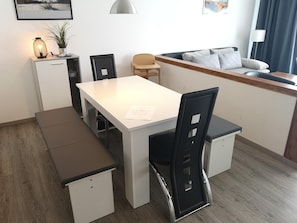 Värdeförvaringsskåp på rummet, ljudisolering och gratis wi-fi