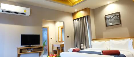 In-room safe, desk, blackout drapes, free WiFi