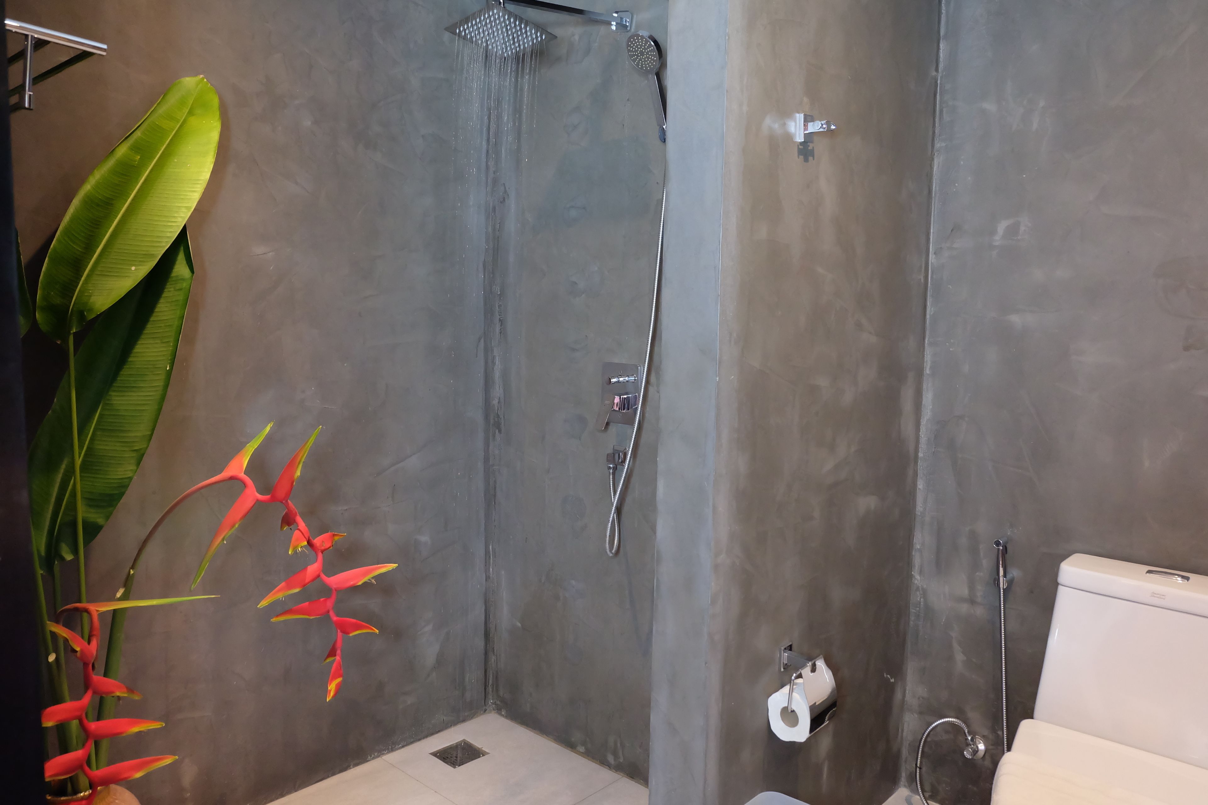 1 bedroom, in-room safe, desk, blackout curtains