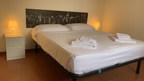 4 chambres, bureau, fer et planche Ă repasser, Wi-Fi gratuit