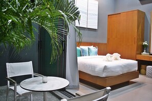2 bedrooms, in-room safe, desk, laptop workspace - Crystal Villa by Rents In Phuket (Rawai)