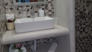 Standard Double Room, 1 Double Bed, City View | Bathroom | Shower, towels