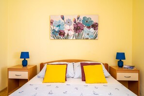 2 quartos, ferros/tábuas de passar roupa, Wi-Fi de cortesia