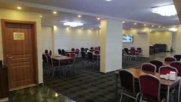 Desayuno buffet incluido todos los días