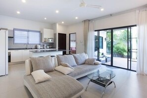 3 Bedrooms with Private Pool Villa | Living area | Smart TV