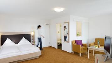 Deluxe Double Room, Private Bathroom (Loggia)