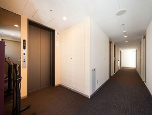Hallway - Superhotel Tokyo Otsuka (Tokyo)