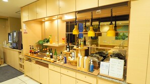 Lounge - Superhotel Tokyo Otsuka (Tokyo)