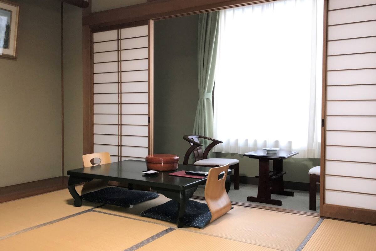 お食事