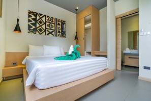 3 Bedrooms with Private Pool Villa | 3 sovrum, värdeförvaringsskåp på rummet och skrivbord
